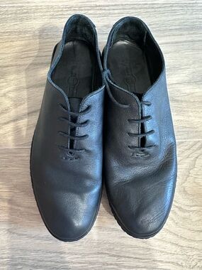 Men's Black Leather Lace-Up Shoes Size 8